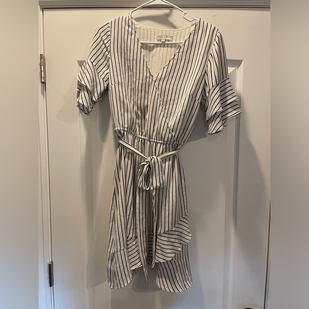 Black and white dress size XS